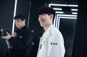 九游体育娱乐JackeyLove在中国队比赛中关键助攻，爆冷引发热议！的简单介绍