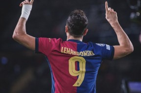 九游体育娱乐包含莱万多夫斯基在MAD比赛中高光表现，败北引发热议！的词条